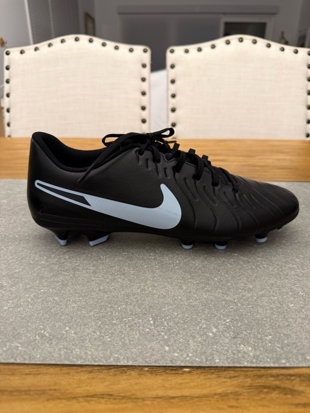 Nike Tiempo Legend 10 Club FG/MG Soccer Cleats Black Men's 11.5 NWT - Picture 2 of 11